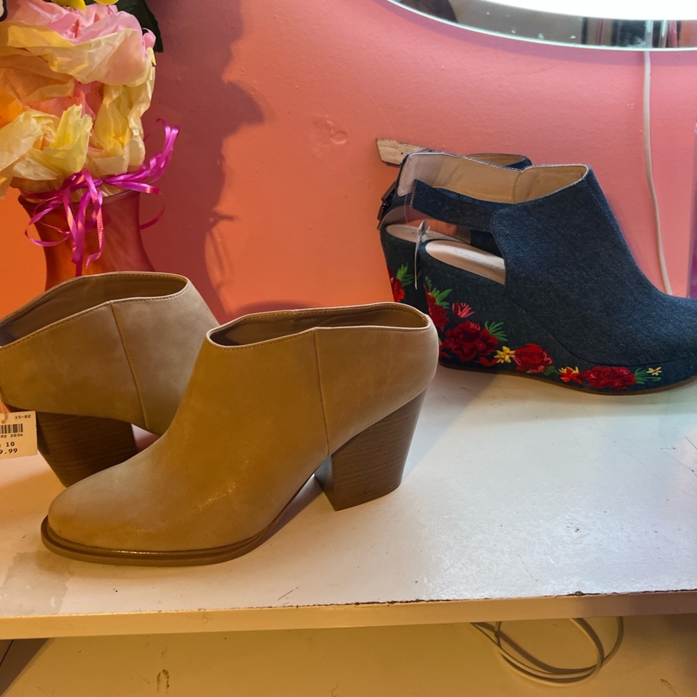 Elegant Tan Ankle Booties